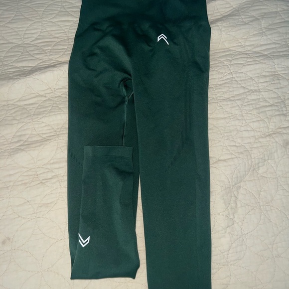 Oner Active Pants - Oner Active Dark Green EFFORTLESS SEAMLESS LEGGINGS